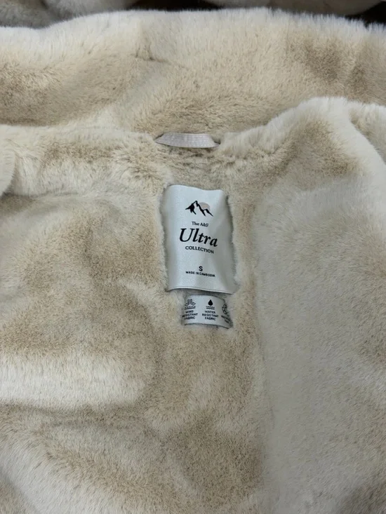 Woolrich Cream Hooded Puffer Coat with Faux Shearling - Picture 2 of 2